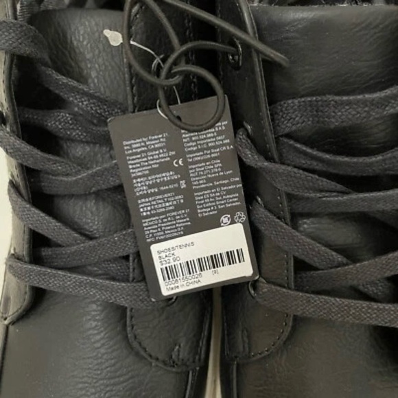 Forever 21 Black Chukka Boots Mens Size 9 Faux Leather Vegan - Picture 4 of 10